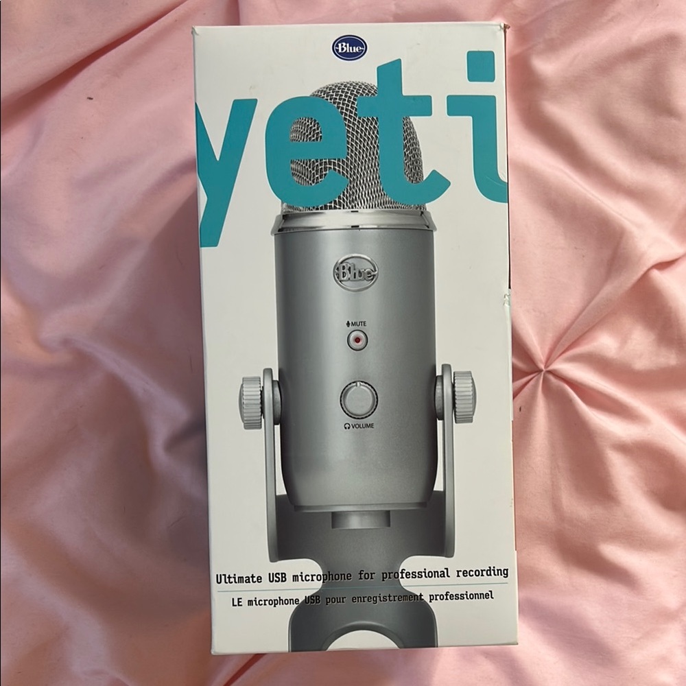 Blue Yeti USB Microphone - Silver
